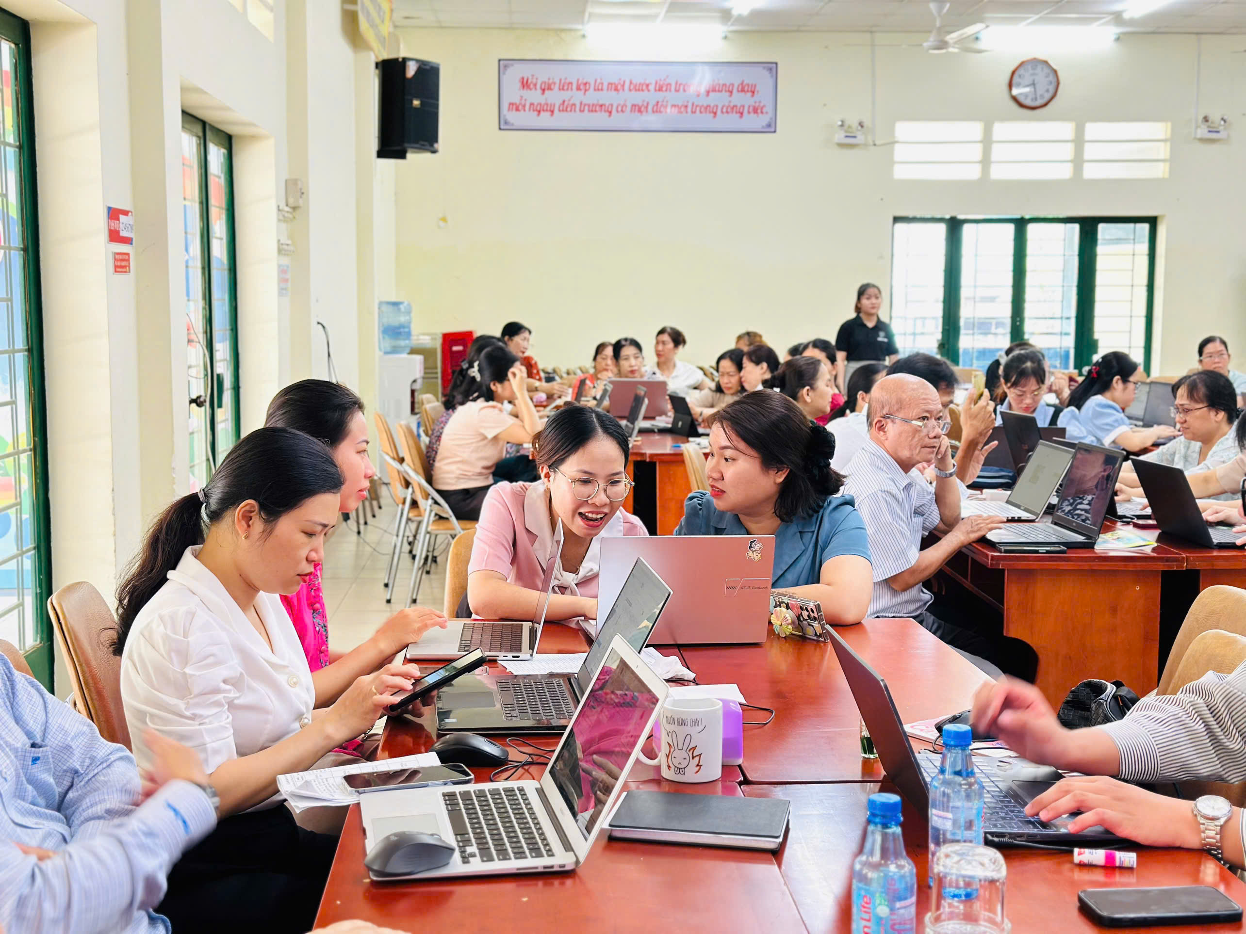 Triển khai dự án